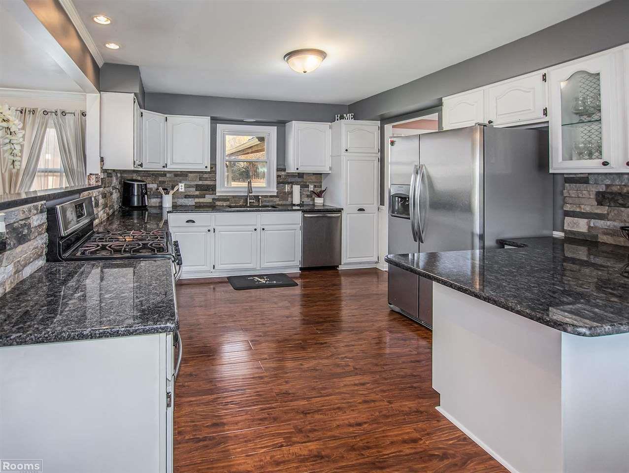 2635 Palms Road Columbus, MI 48063 - Photo 6 of 26