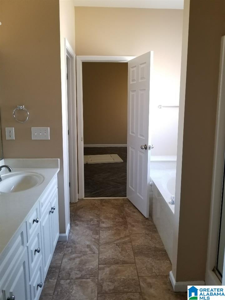 829 Barkley Drive Alabaster, AL 35007 - Photo 10 of 17