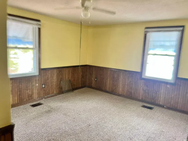 $124,900 | 2405 Woodmont Drive, South Bend, IN 46614