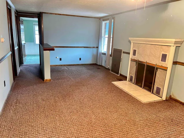 $124,900 | 2405 Woodmont Drive, South Bend, IN 46614