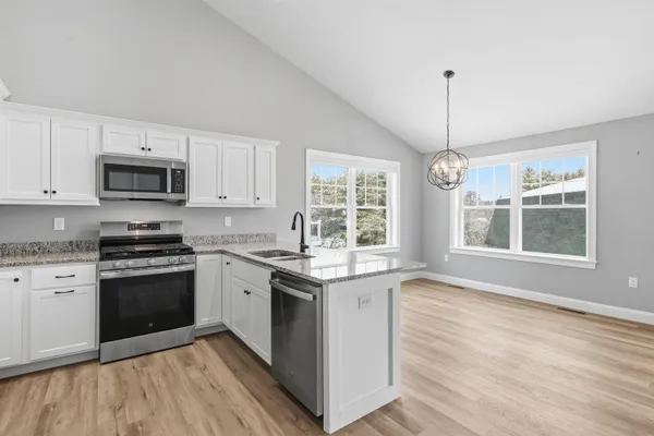 $479,000 | 17 Millstone Drive, Northfield, NH 03276
