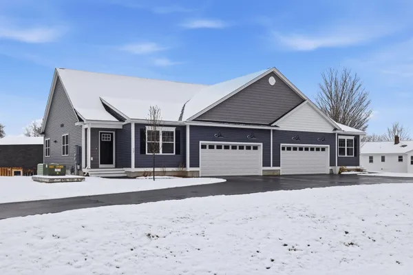 $479,000 | 17 Millstone Drive, Northfield, NH 03276