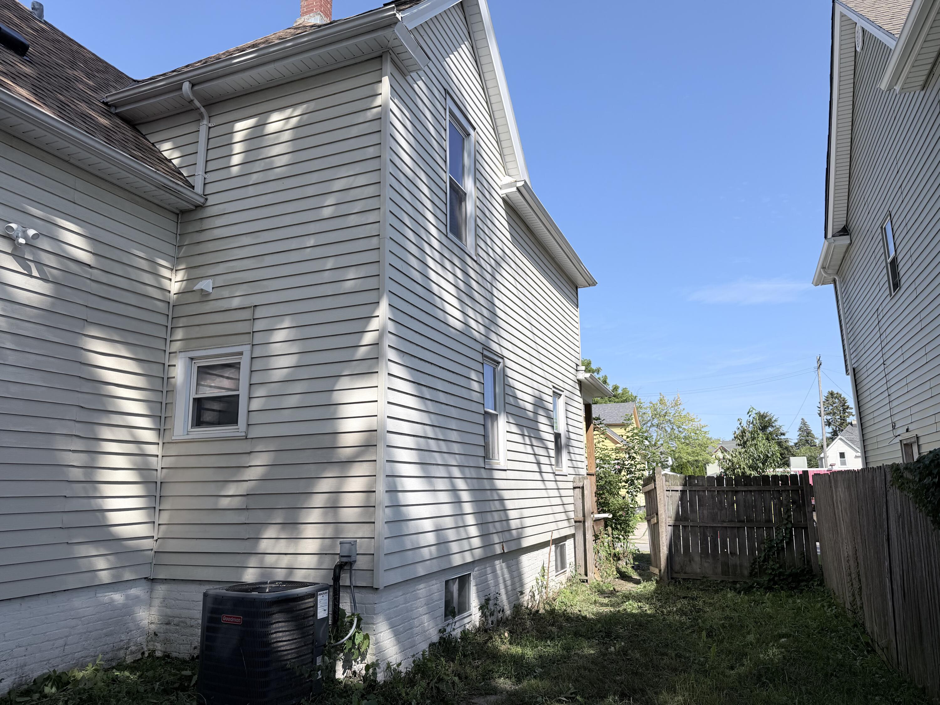 1544 Kearney Avenue Racine, WI 53405 - Photo 22 of 26 IMG_0787