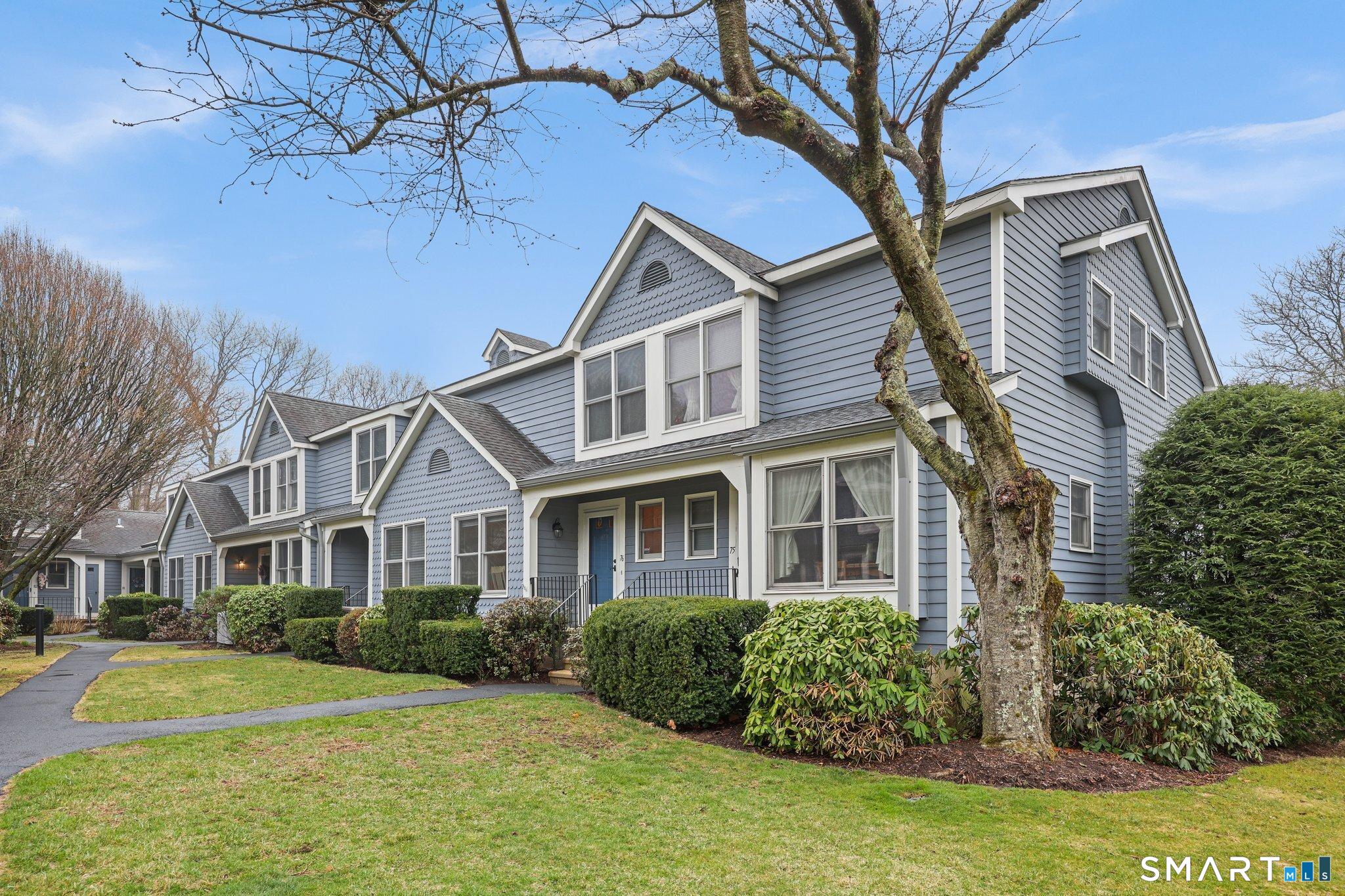 76 Fawn Ridge Lane, Unit 76 Norwalk, CT 06851 - Photo 7 of 14 Front of condo