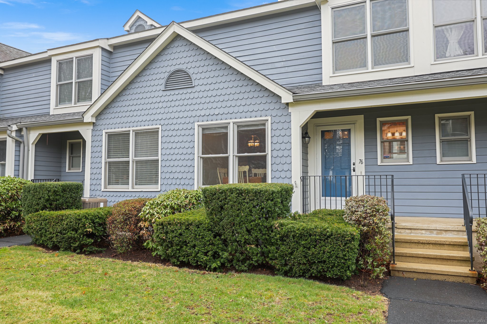 76 Fawn Ridge Lane, Unit 76 Norwalk, CT 06851 - Photo 9 of 14 Front of condo