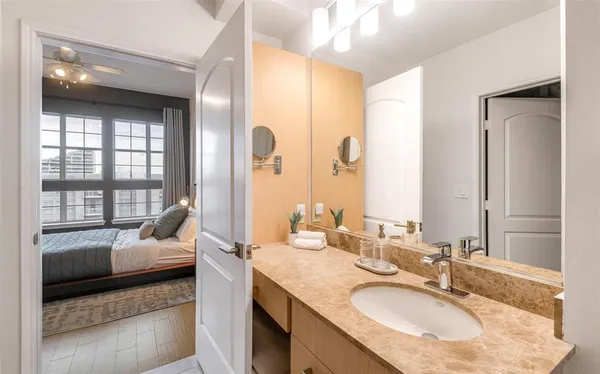 $425,000 | 3225 Turtle Creek Boulevard, Unit 1906, Dallas, TX 75219
