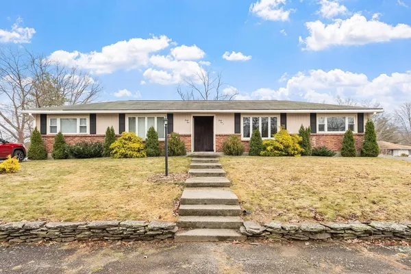 $2,500 | 45 -45A Kinglet Drive, Unit A, Shrewsbury, MA 01545