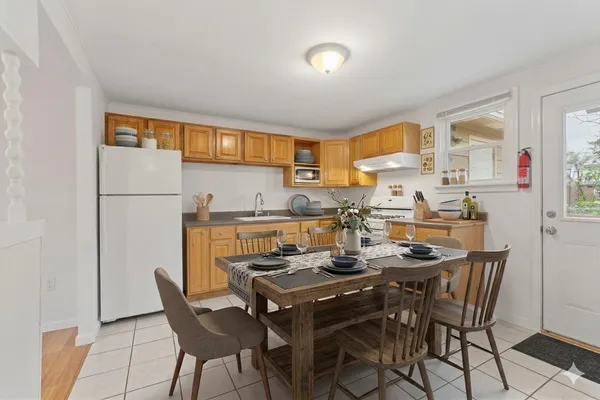 $2,500 | 45 -45A Kinglet Drive, Unit A, Shrewsbury, MA 01545