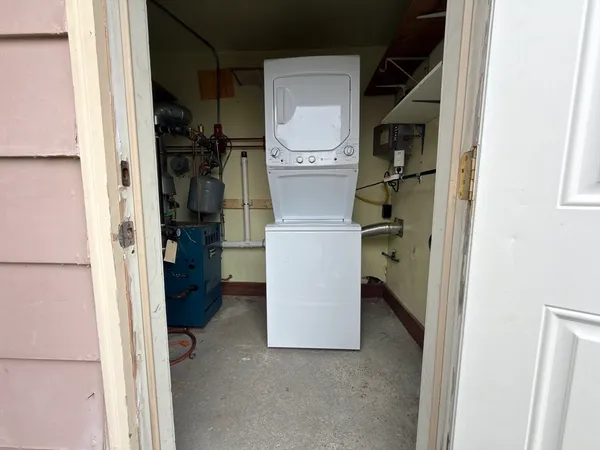 $2,500 | 45 -45A Kinglet Drive, Unit A, Shrewsbury, MA 01545