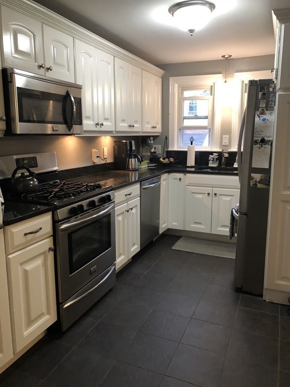 7 Cardinal Road Worcester, MA 01602 - Photo 12 of 30 Gallery Image 12