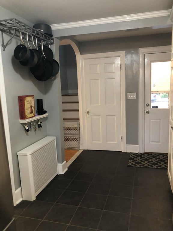 7 Cardinal Road Worcester, MA 01602 - Photo 10 of 30 Gallery Image 10