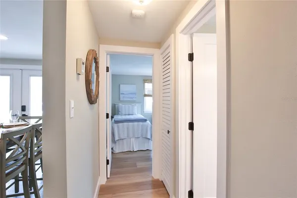 $14,000 | 211 Island Circle, Sarasota, FL 34242