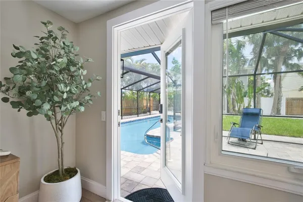 $14,000 | 211 Island Circle, Sarasota, FL 34242