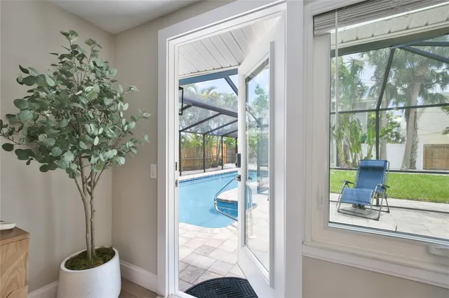 $14,000 | 211 Island Circle, Sarasota, FL 34242