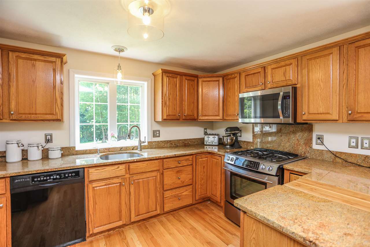 65 Main Street Atkinson, NH 03811 - Photo 11 of 39