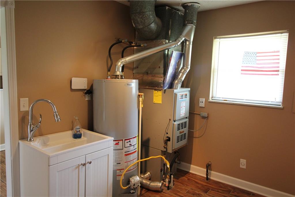 4940 Tincher Road Indianapolis, IN 46221 - Photo 14 of 22 Gallery Image 14