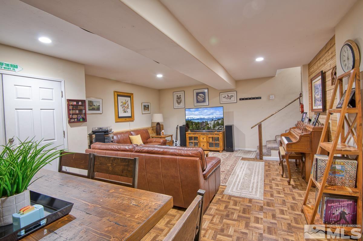 618 Jeff Lane Stateline, NV 89449 - Photo 29 of 37 a living room with furniture and a couch