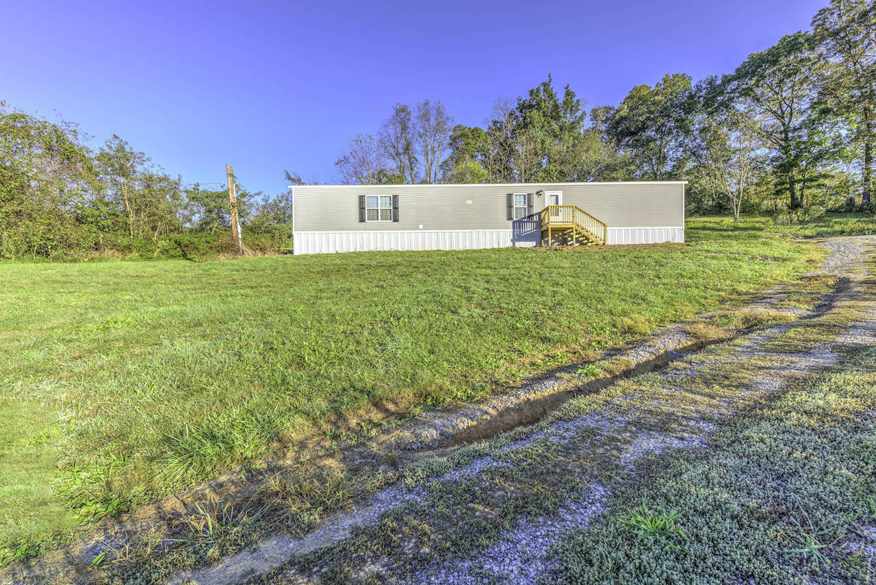 289 Jordan Road Washburn, TN 37888 - Photo 1 of 16 1