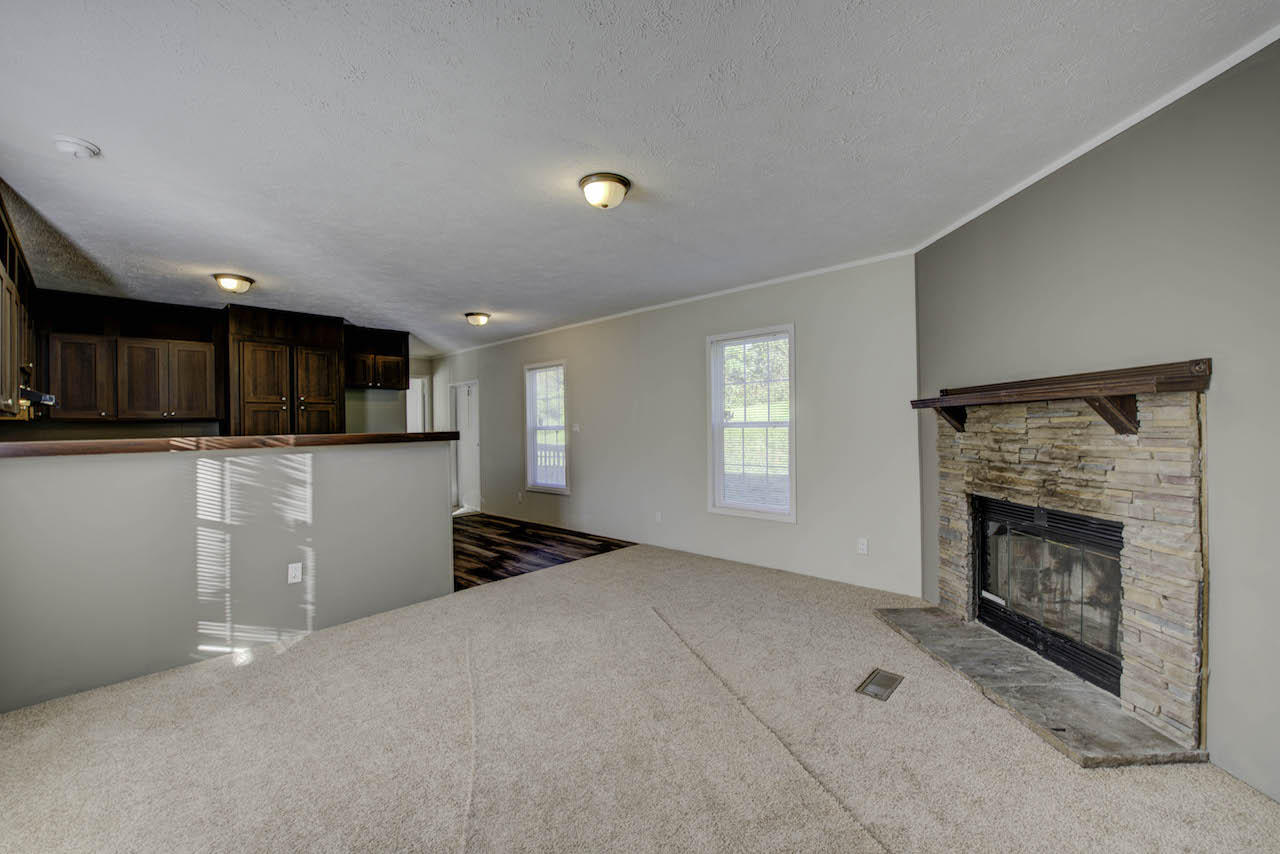 289 Jordan Road Washburn, TN 37888 - Photo 3 of 16 3