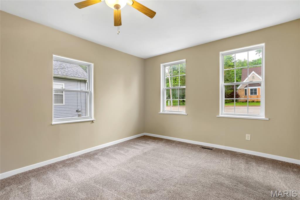 517 South Church Street Waterloo, IL 62298 - Photo 17 of 31