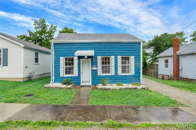 $159,500 | 517 South Church Street, Waterloo, IL 62298