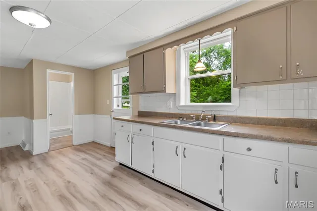 $159,500 | 517 South Church Street, Waterloo, IL 62298