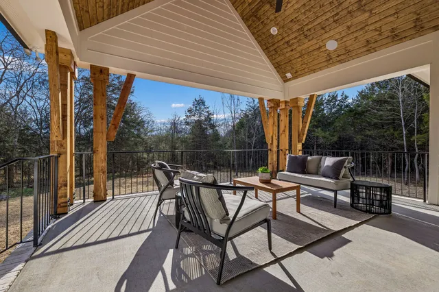 $1,449,000 | 671 Baker Road, Columbia, TN 38401