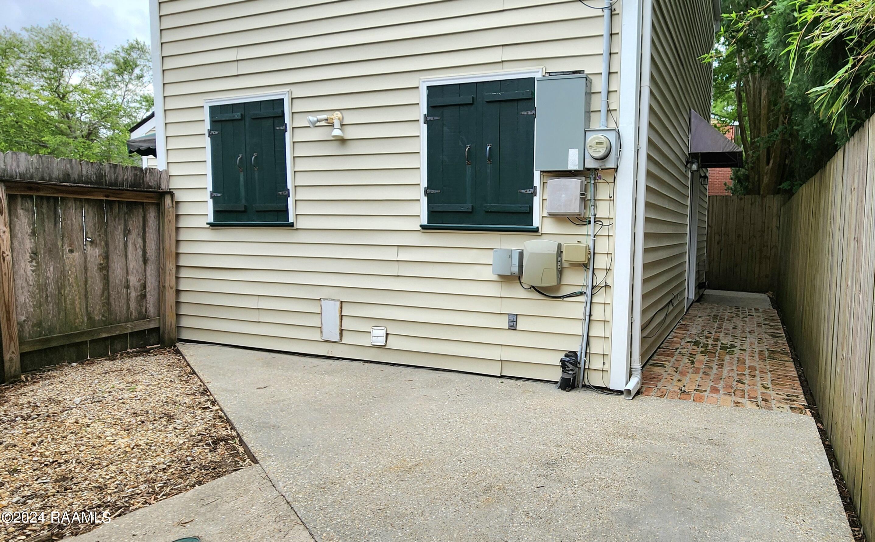 201 Rue Faubourg Lafayette, LA 70508 - Photo 10 of 11 20240418_135559