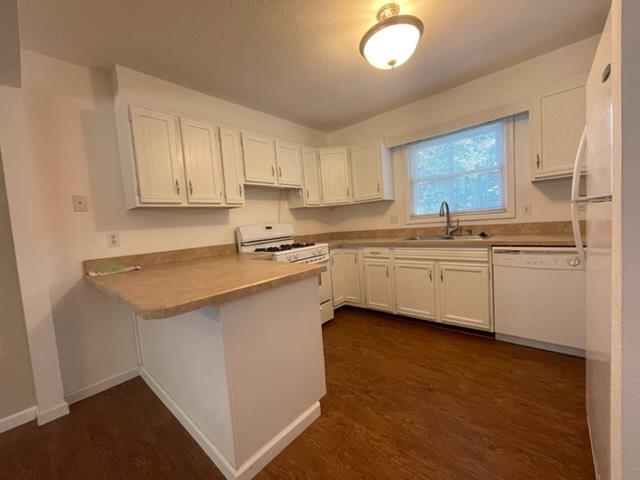 237 Rising Fawn Trail Roscommon, MI 48653 - Photo 4 of 54 Kitchen