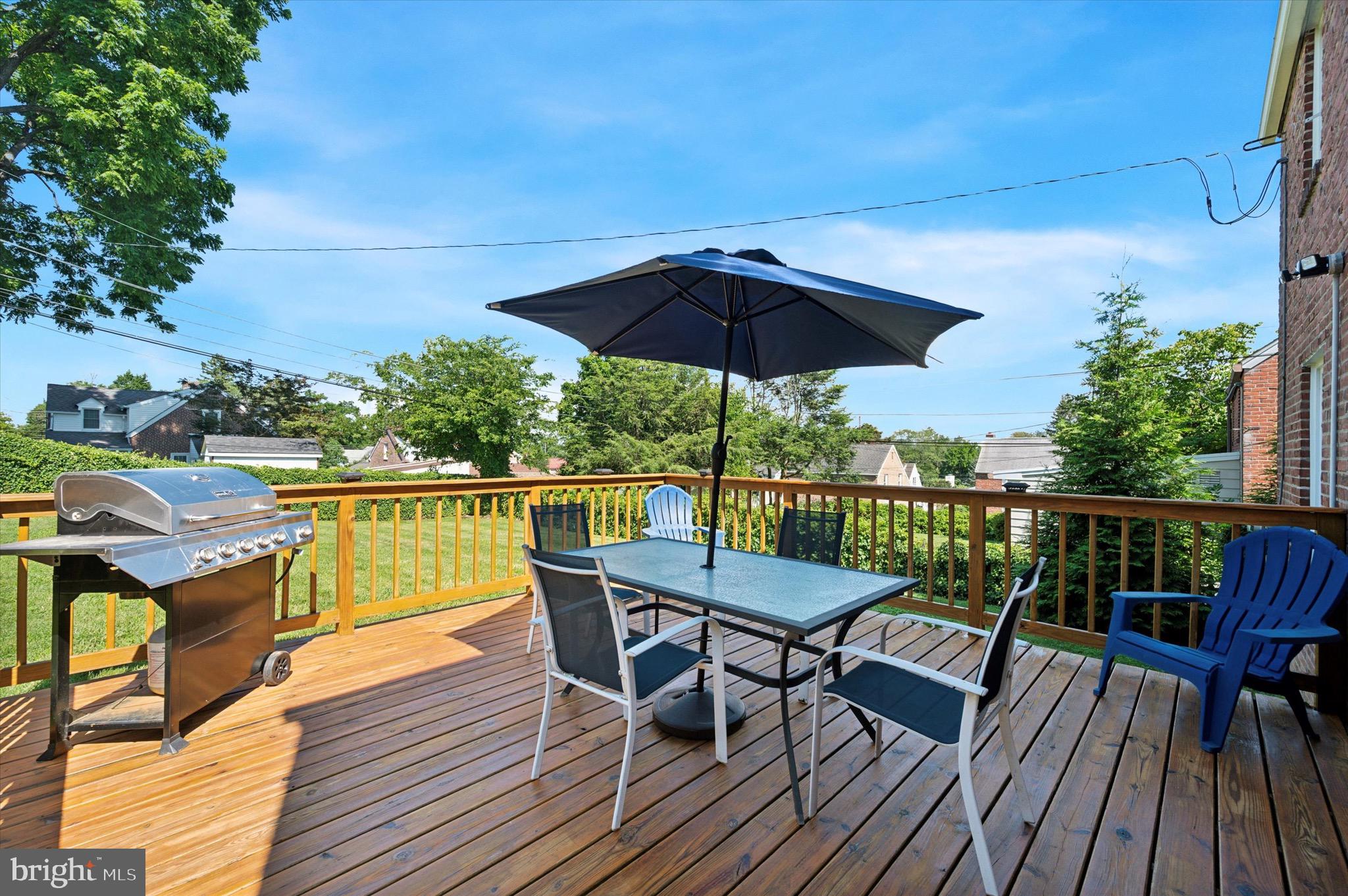 313 Edgemore Road Secane, PA 19018 - Photo 20 of 22 swimming pool view with a seating space