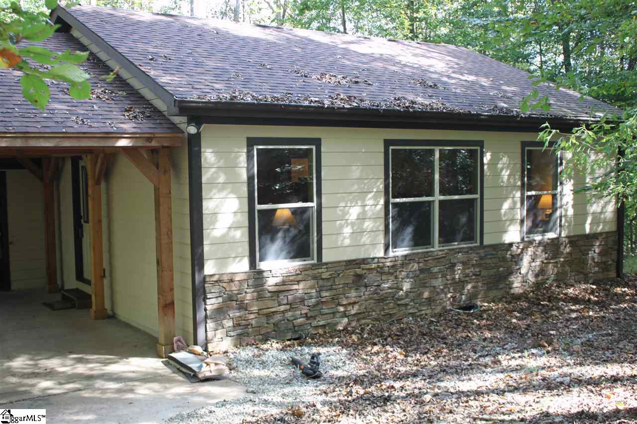 357 Aiken Road Woodruff, SC 29388 - Photo 3 of 14 Gallery Image 3