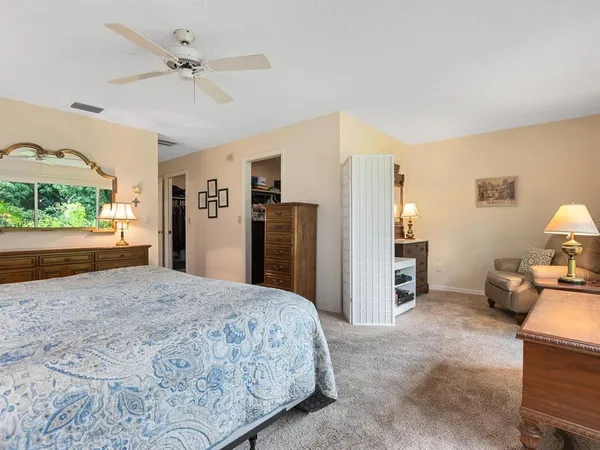 $335,000 | 4004 Wilshire Circle East, Unit 89, Sarasota, FL 34233