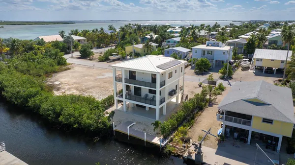 $175,000 | 27433 Antigua Road, Summerland Key, FL 33042