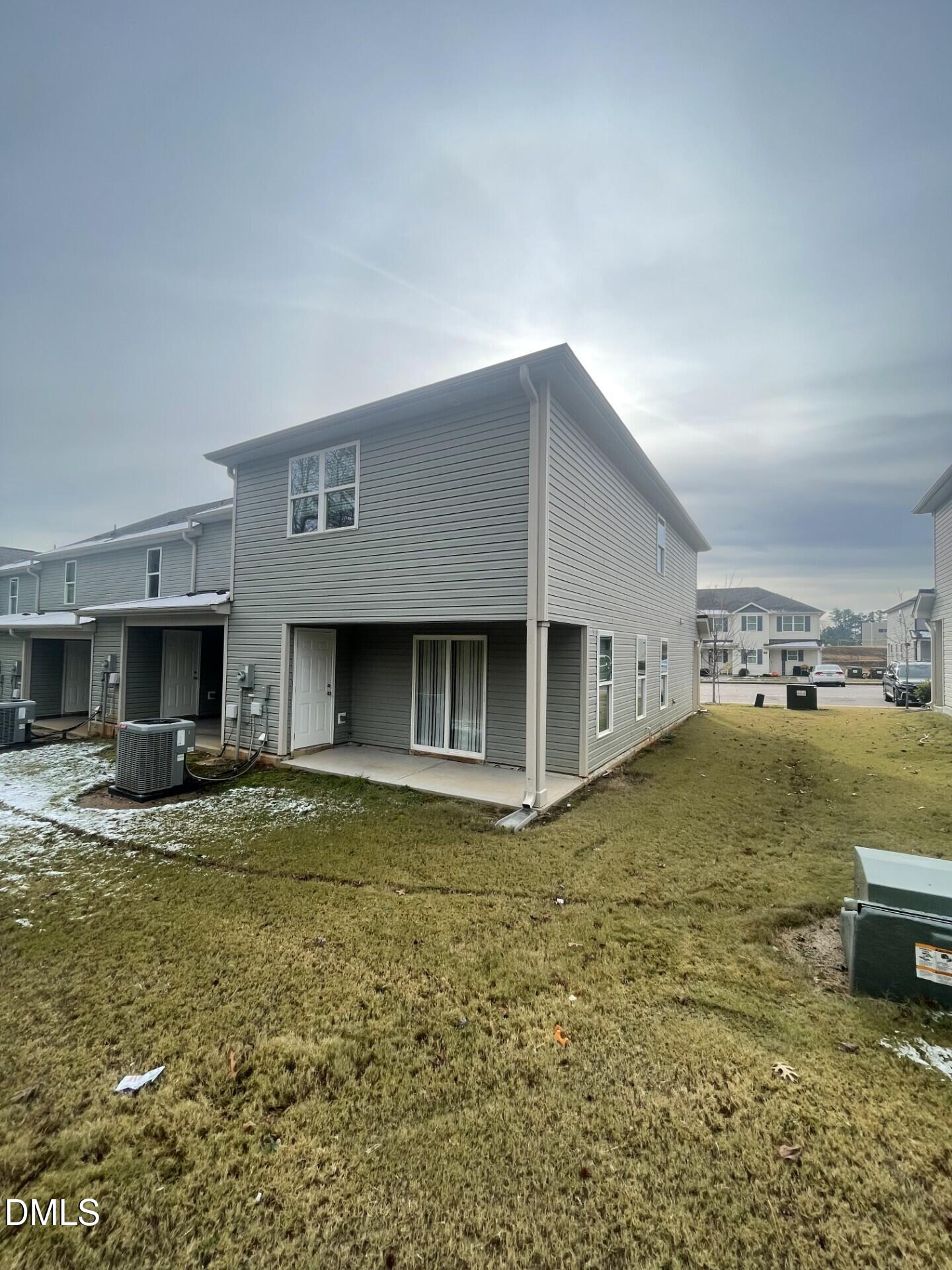 2048 Wiggins Village Drive Youngsville, NC 27596 - Photo 2 of 19 thumbnail_IMG_9863