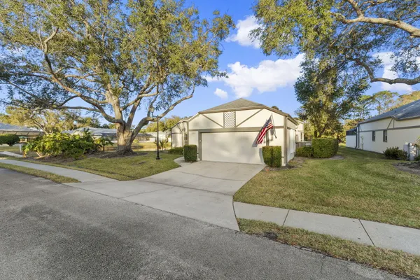 $369,000 | 1980 Olde Bridge Drive, Vero Beach, FL 32966
