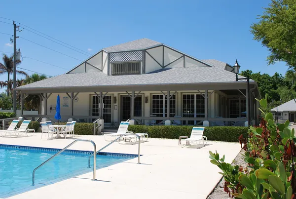 $369,000 | 1980 Olde Bridge Drive, Vero Beach, FL 32966