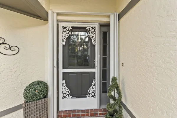 $369,000 | 1980 Olde Bridge Drive, Vero Beach, FL 32966