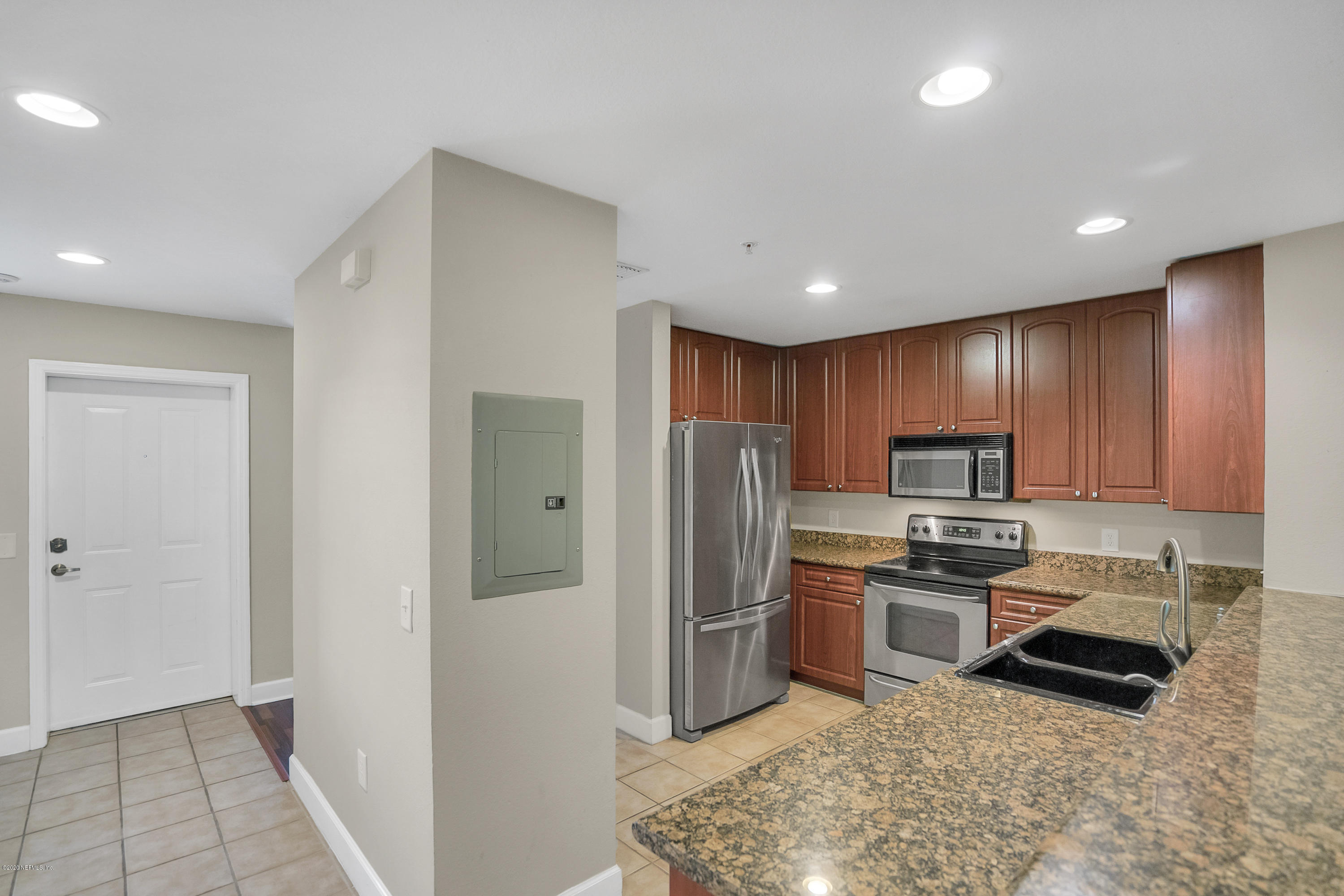 9745 Touchton Road, Unit 2226 Jacksonville, FL 32246 - Photo 5 of 40 9745 Touchton Rd (6)