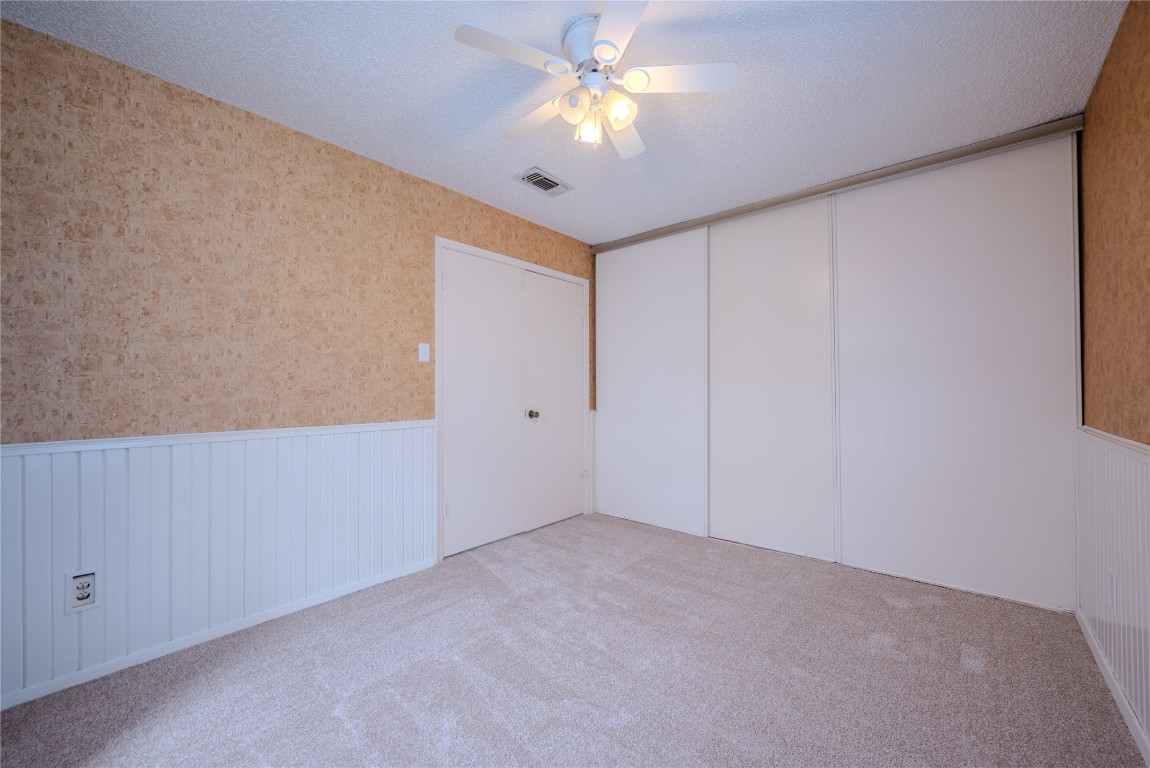 13034 Leader Street, Unit 960 Houston, TX 77072 - Photo 20 of 28 a view of an empty room