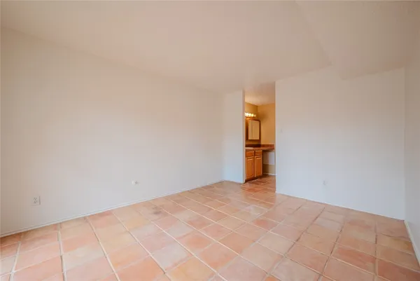 $1,700 | 13034 Leader Street, Unit 960, Houston, TX 77072