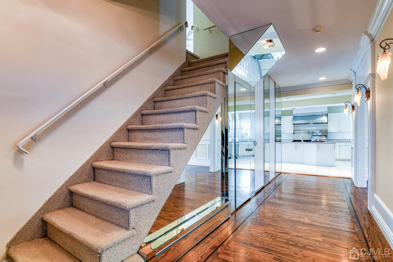 117 Milltown Road East Brunswick, NJ 08816 - Photo 4 of 51 Gallery Image 4
