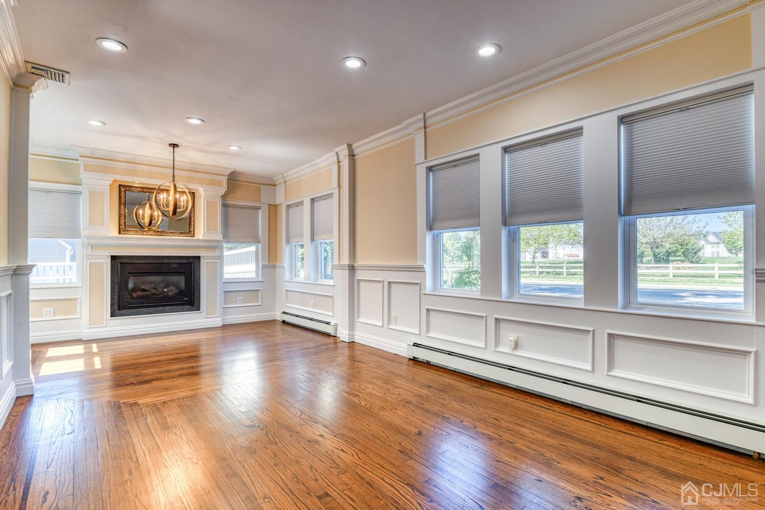 117 Milltown Road East Brunswick, NJ 08816 - Photo 5 of 51 Gallery Image 5