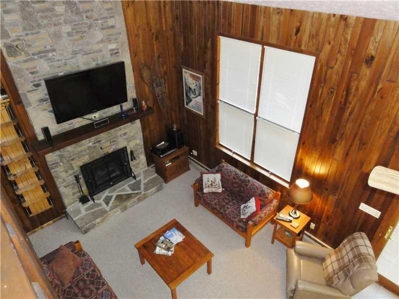 538 Imperial Road Hidden Valley, PA 15502 - Photo 16 of 25 Living Room.