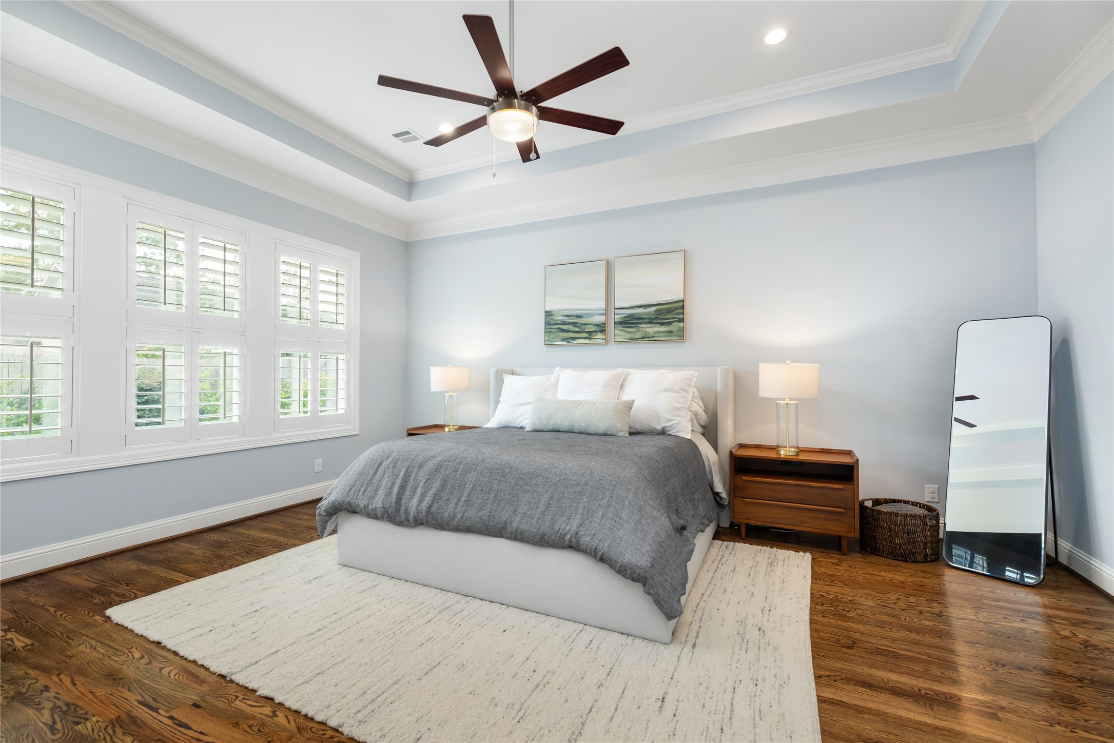 1705 Chippendale Road Houston, TX 77018 - Photo 18 of 50 Welcome to your luxurious primary suite! This spacious bedroom is a tranquil retreat, offering abundant natural light and plenty of room to relax.