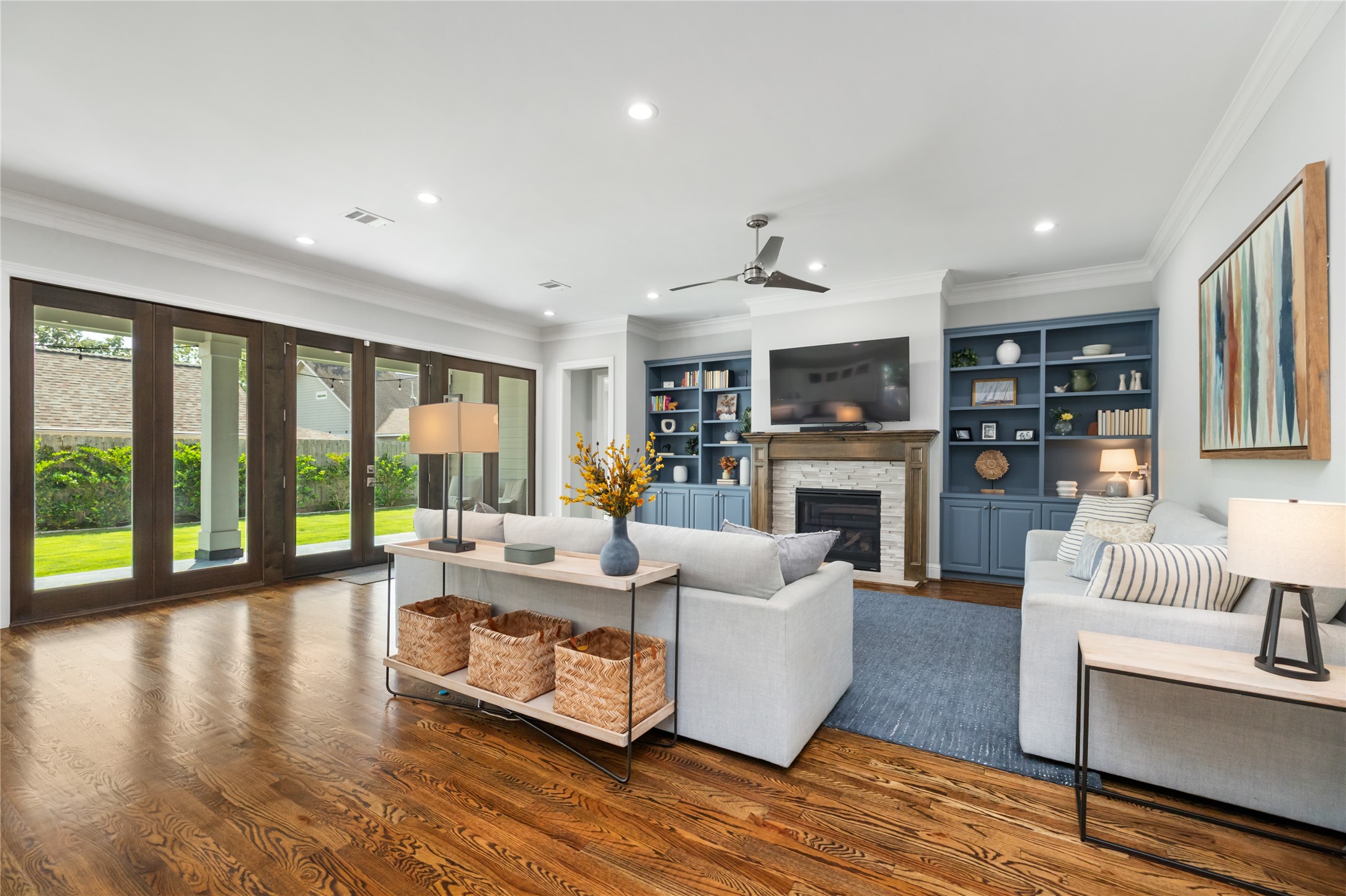 1705 Chippendale Road Houston, TX 77018 - Photo 8 of 50 The expansive main living room is simply gorgeous, bathed in natural light and offering incredible space for both relaxing and entertaining.