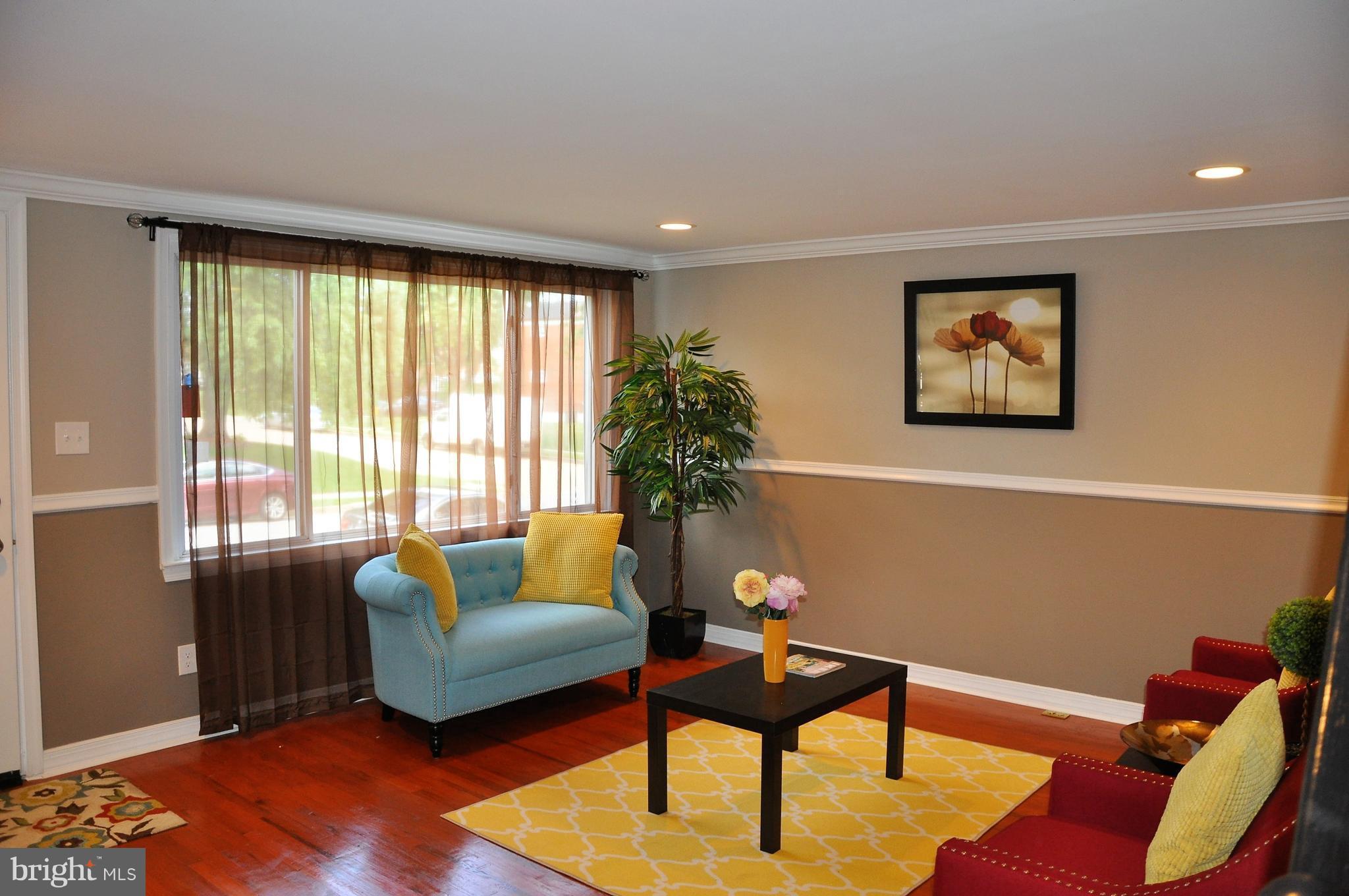 5504 Whitwood Road Baltimore, MD 21206 - Photo 2 of 30 Interior (General)