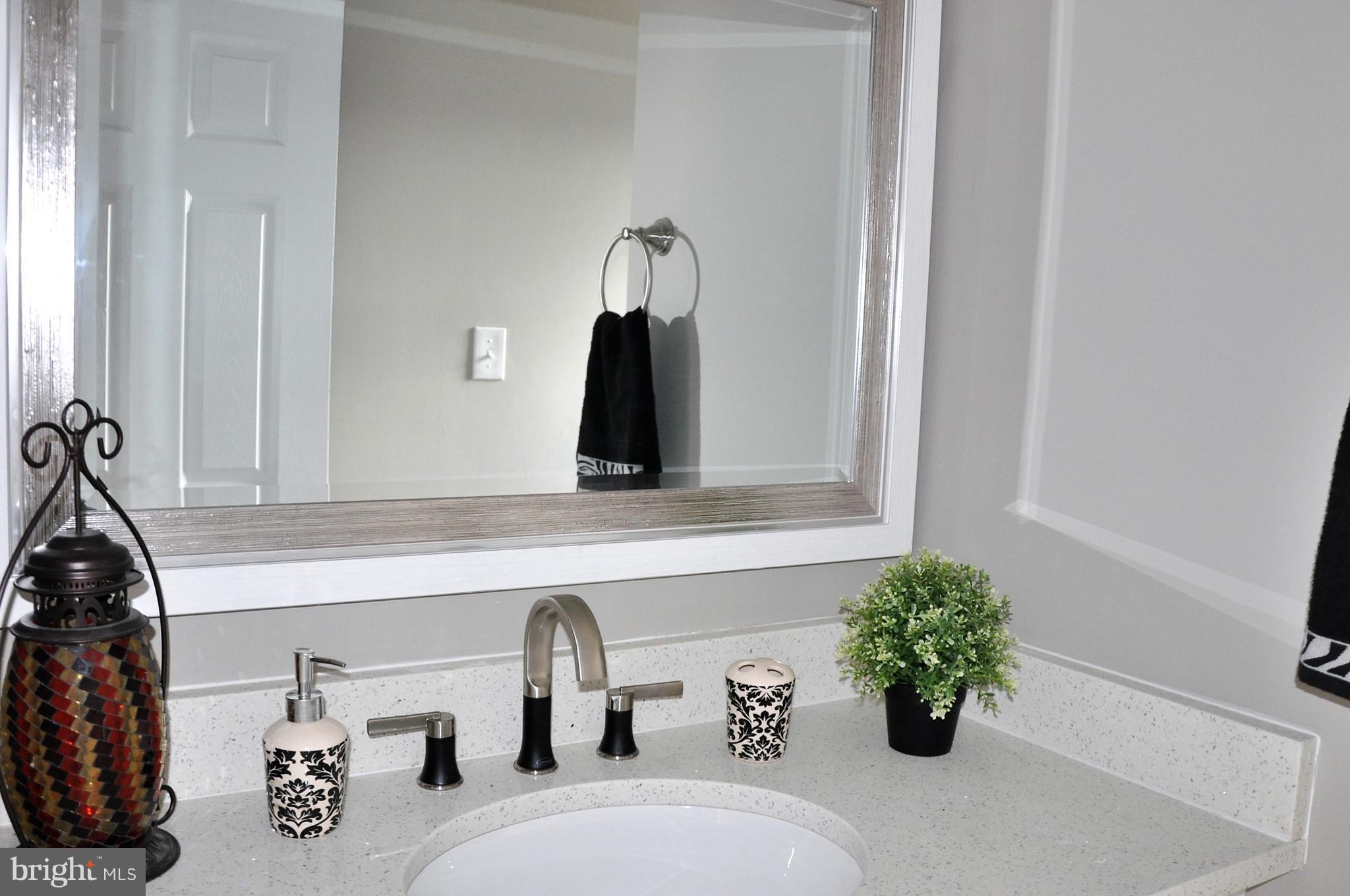 5504 Whitwood Road Baltimore, MD 21206 - Photo 22 of 30 Bath (Master)