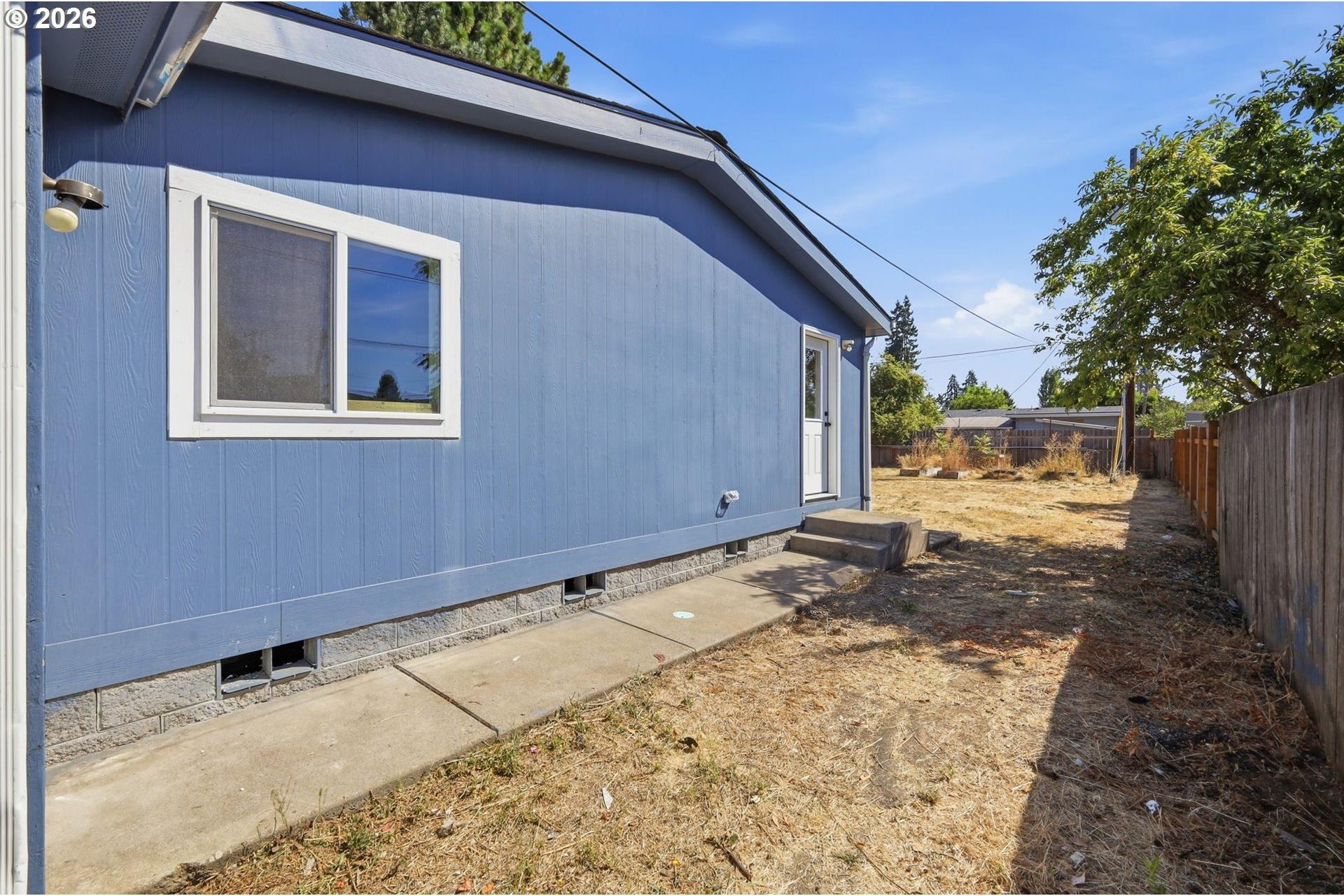 825 19th Street Springfield, OR 97477 - Photo 40 of 44 Gallery Image 40