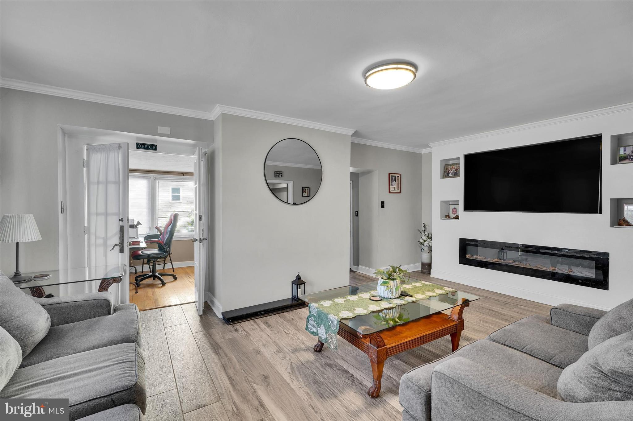 13497 Trevose Road Philadelphia, PA 19116 - Photo 5 of 34 Gallery Image 5