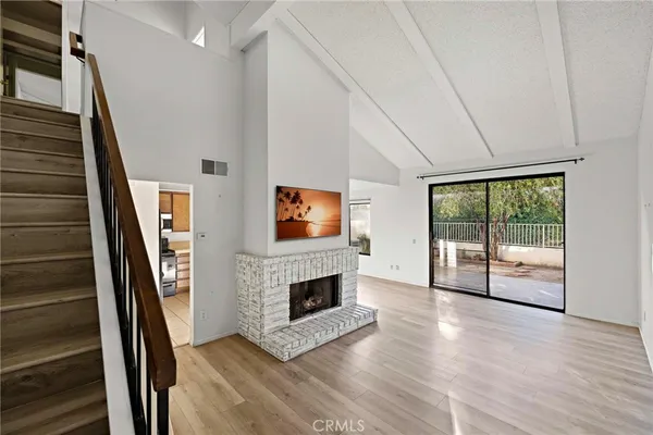 $799,900 | 921 Creekside Drive, Fullerton, CA 92833